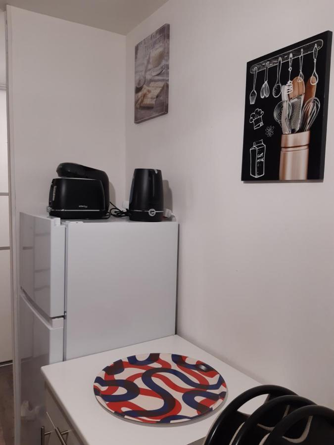 Joli Appartement T2 Agglo Troyes Sainte-Savine Eksteriør bilde